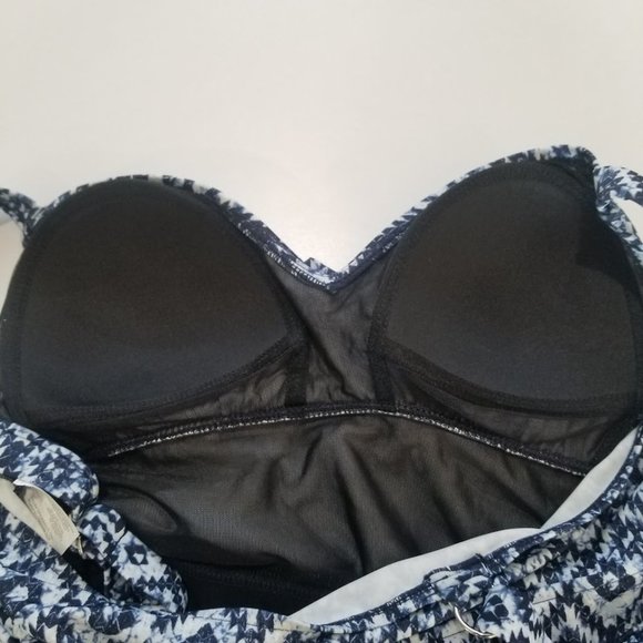 Swim Solutions Triple-Tier Tummy-Control Fauxkini One-Piece Swimsuit Size 10 - Picture 12 of 13